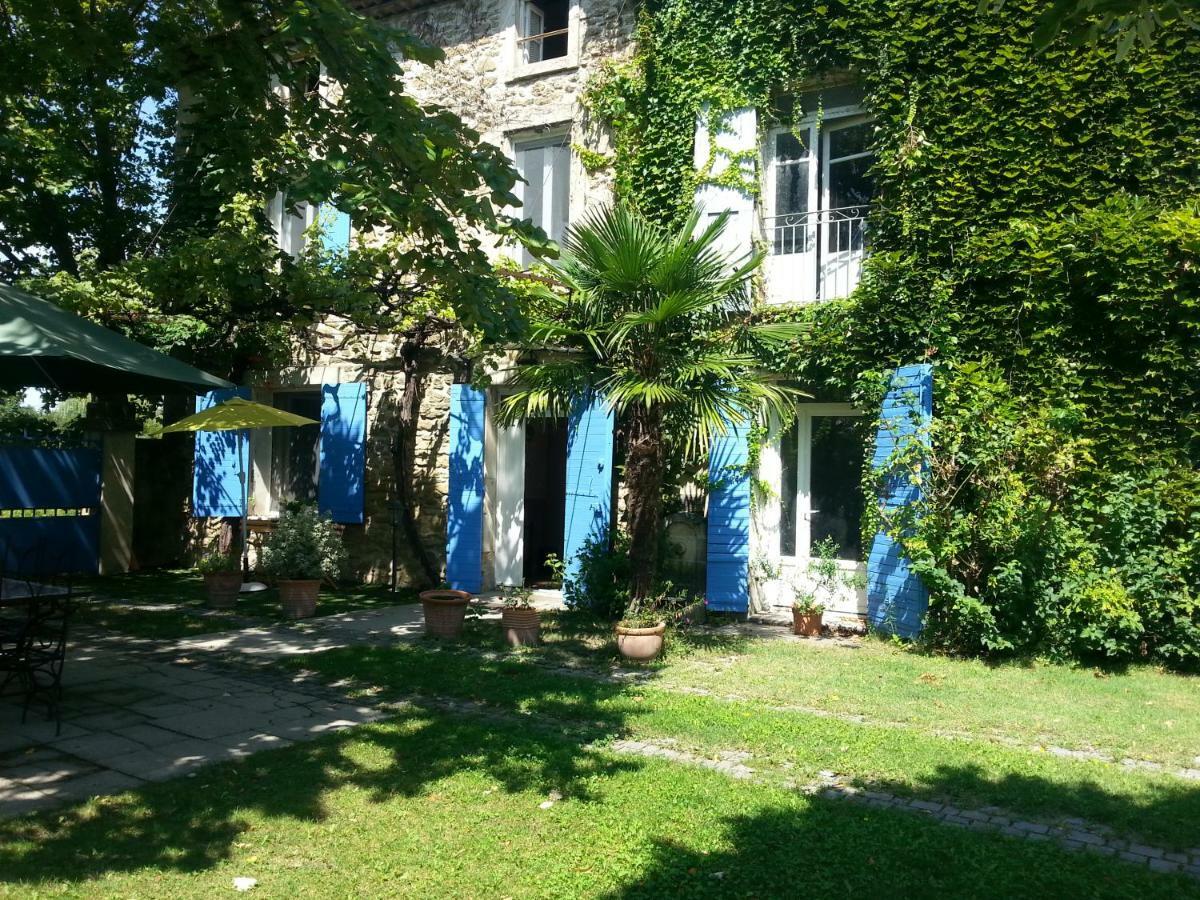 Le Mas Des Platanes Entraigues-sur-la-Sorgue Exteriér fotografie